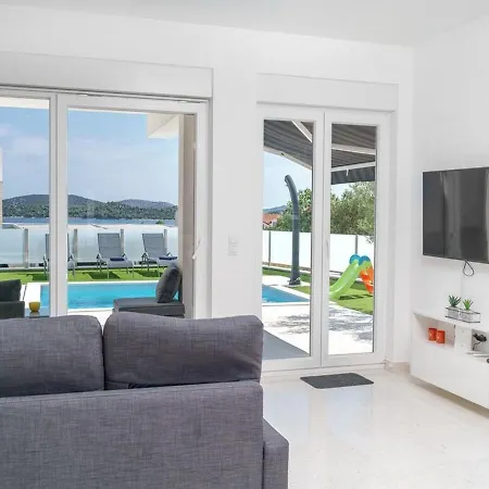 Draga Villa *